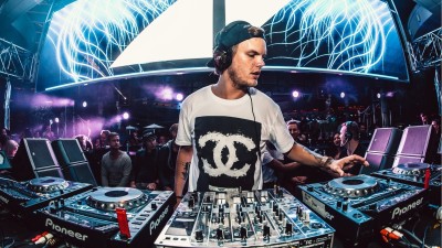 DJ Avicii và Những Câu Chuyện Có Thật - Avicii: True Stories