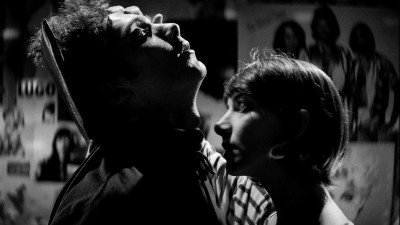 Phim Cô Gái Về Nhà Một Mình Ban Đêm A Girl Walks Home Alone at Night